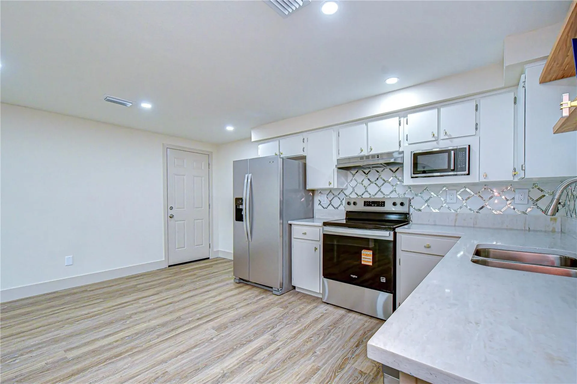 5211 S 85th Street Tampa FL 33619
