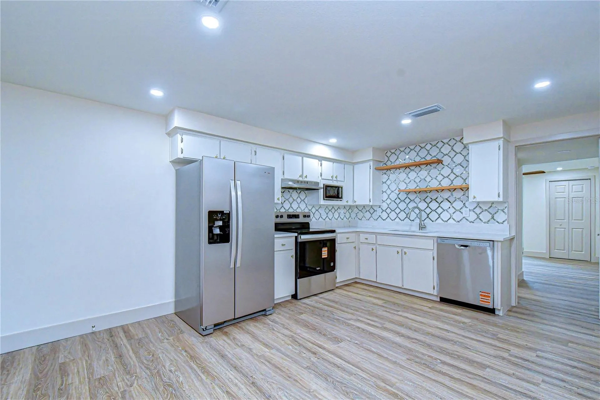 5211 S 85th Street Tampa FL 33619