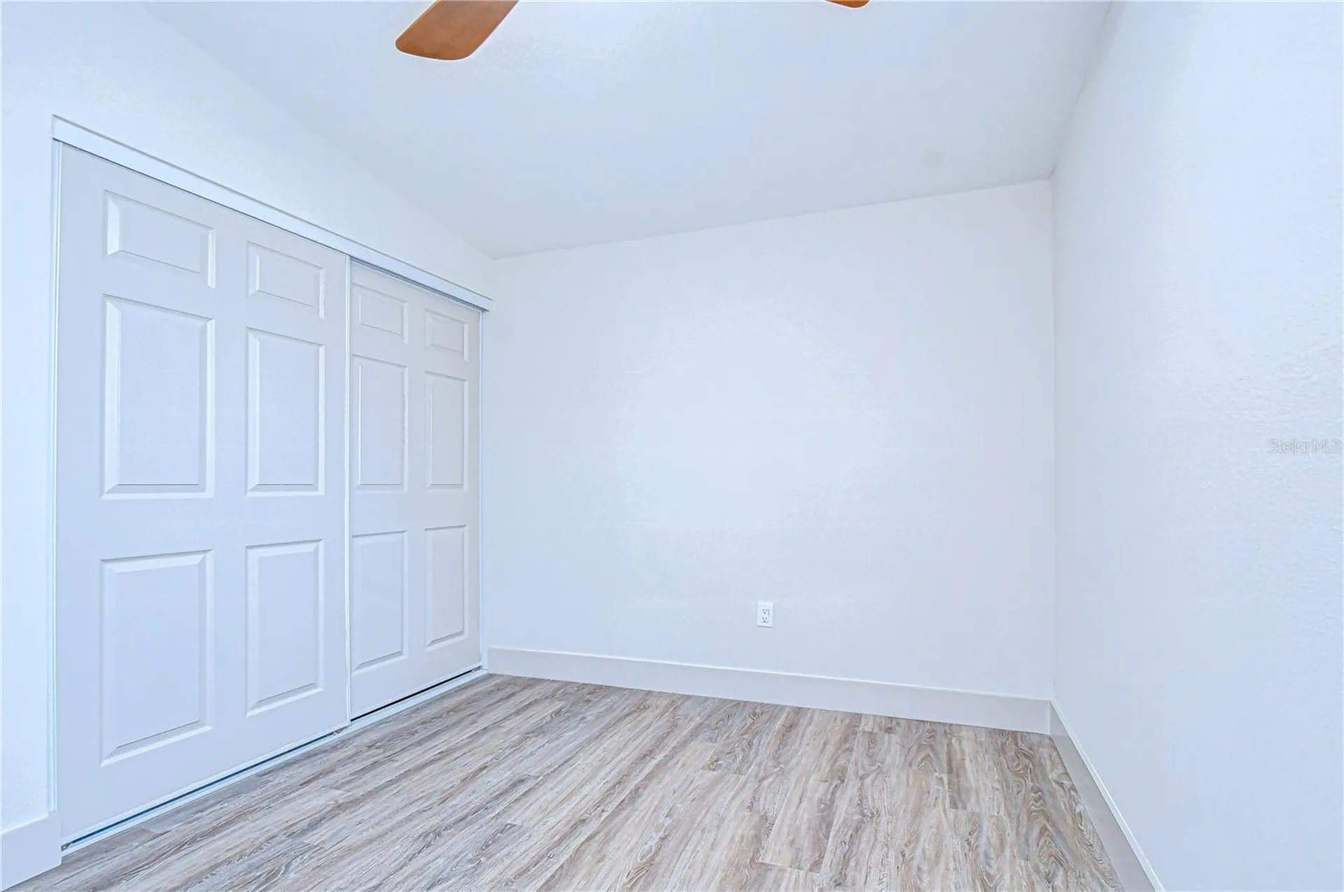 5211 S 85th Street Tampa FL 33619