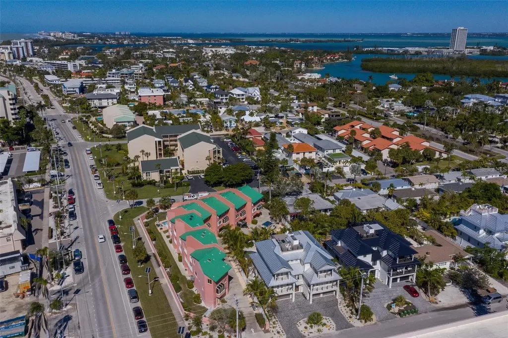119 Mckinley Drive Sarasota FL 34236