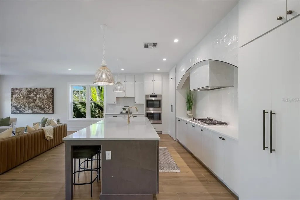 119 Mckinley Drive Sarasota FL 34236