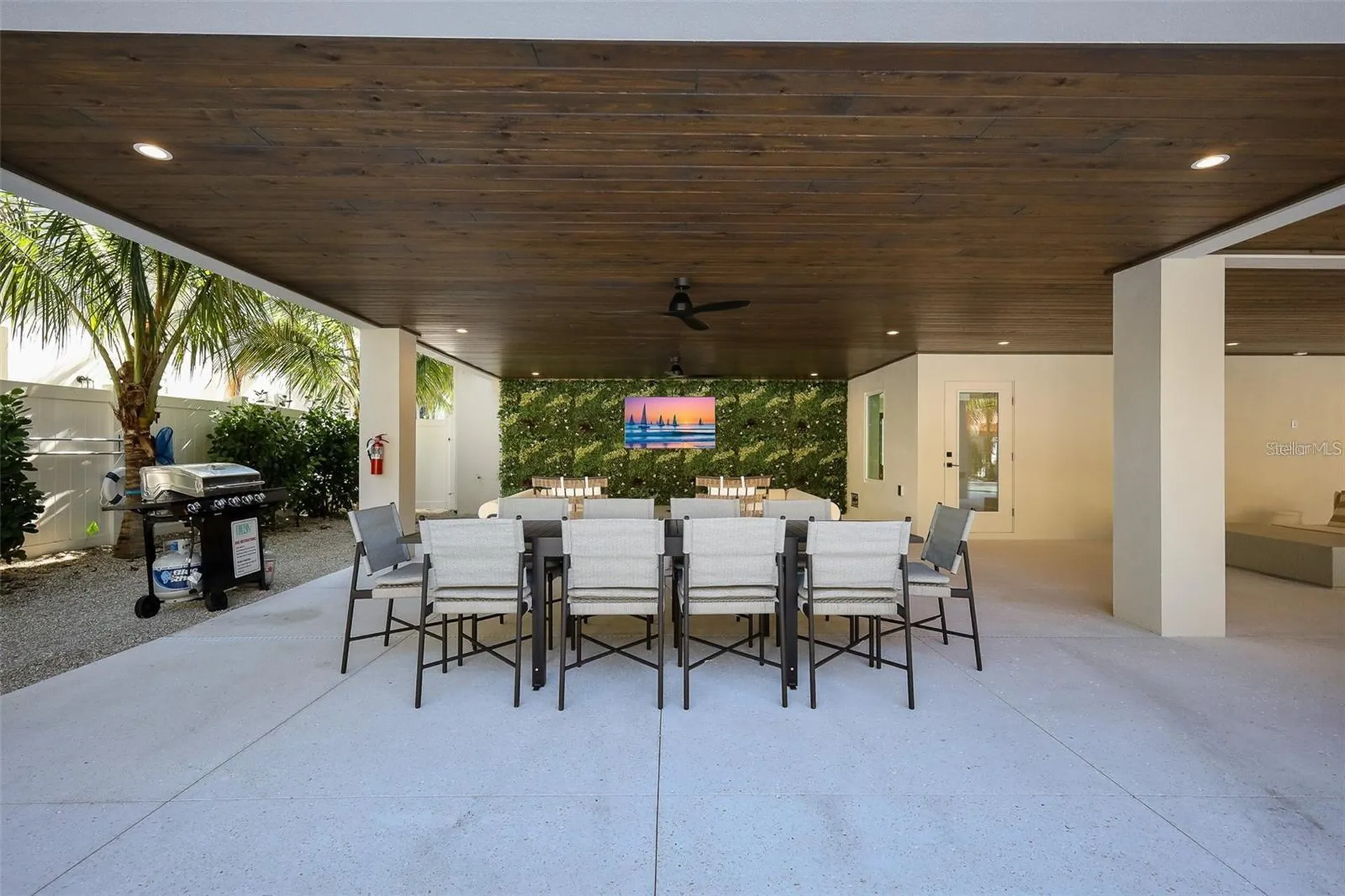 119 Mckinley Drive Sarasota FL 34236