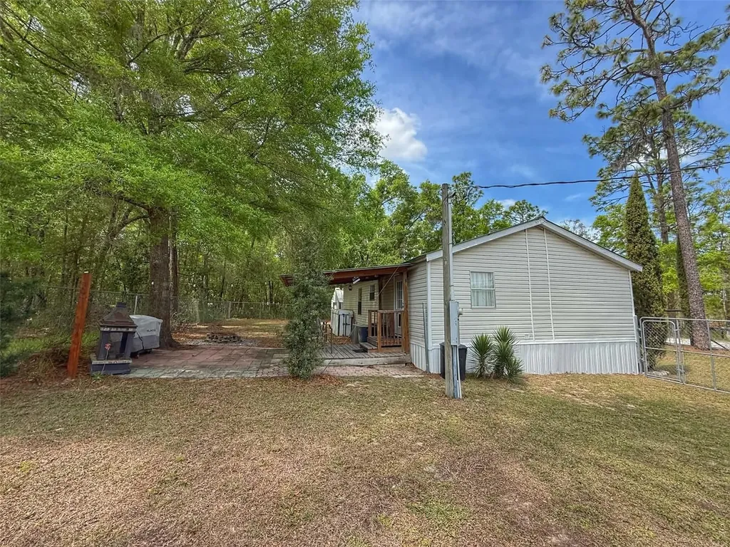 6947 SE 80th Place Trenton FL 32693