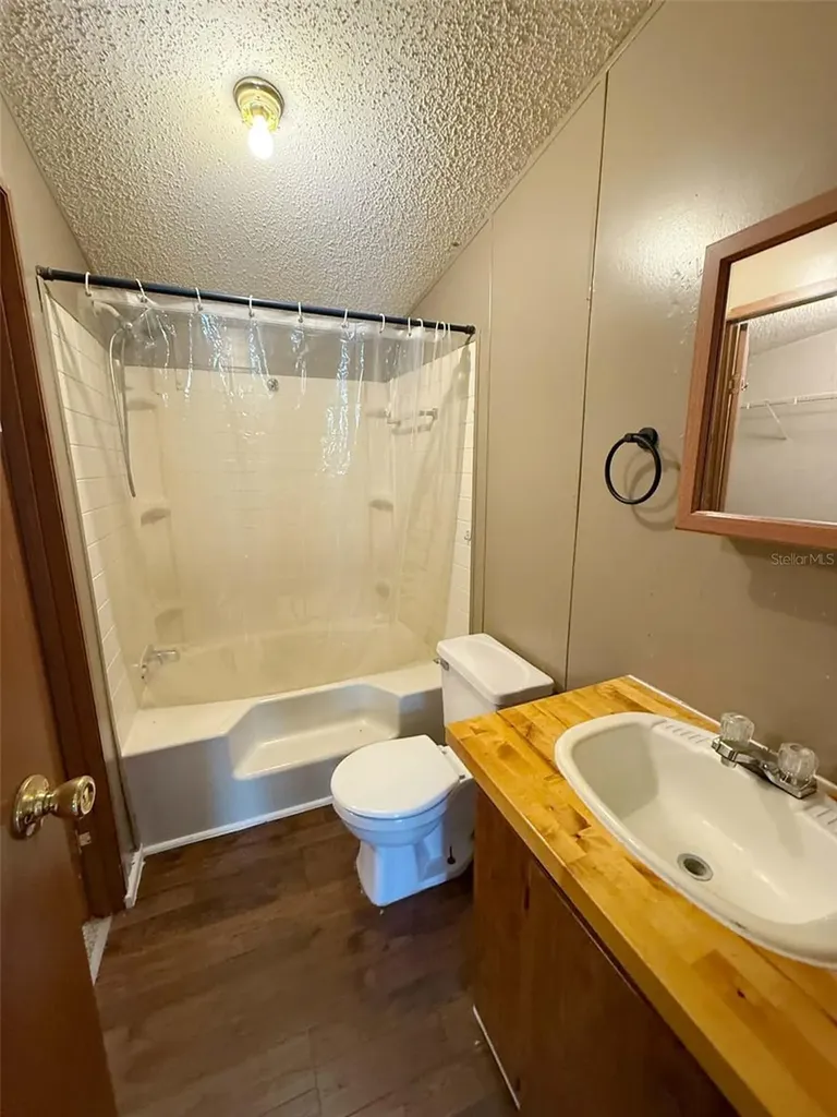 6947 SE 80th Place Trenton FL 32693