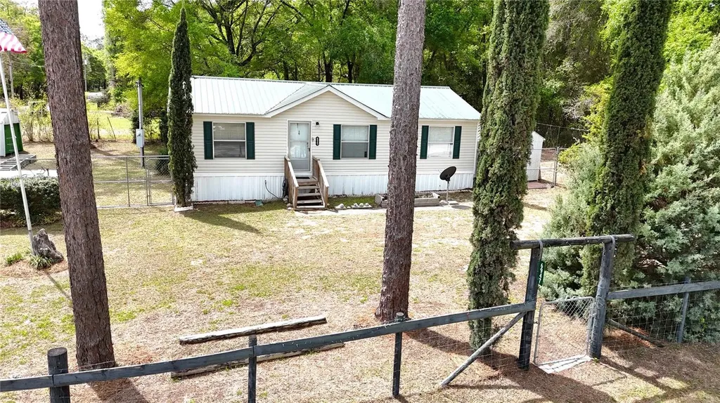 6947 SE 80th Place Trenton FL 32693