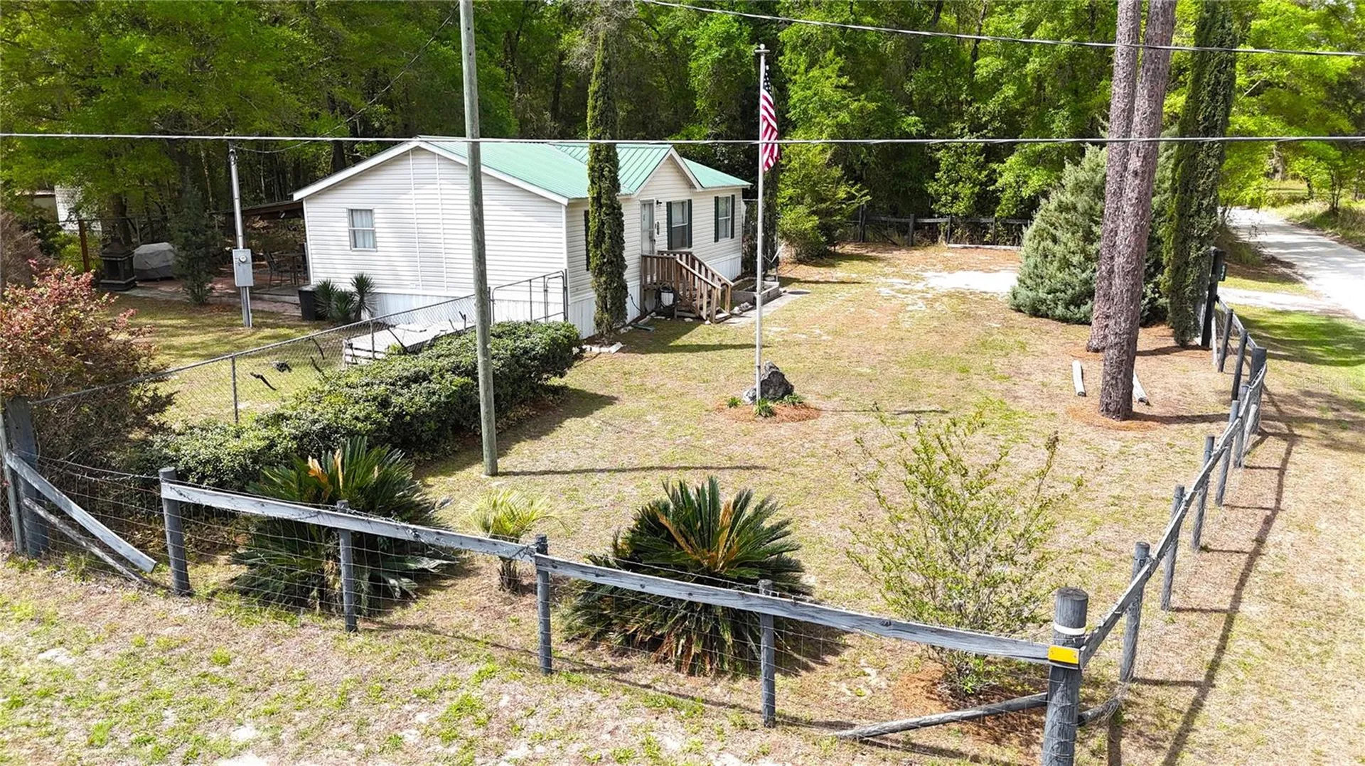 6947 SE 80th Place Trenton FL 32693