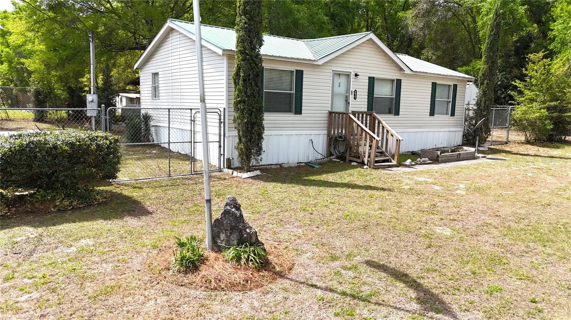 6947 SE 80th Place Trenton FL 32693