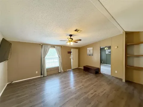 6947 SE 80th Place Trenton FL 32693