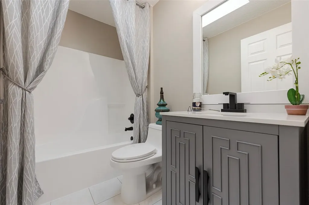 9 Slipper Flower Path E Palm Coast FL 32164