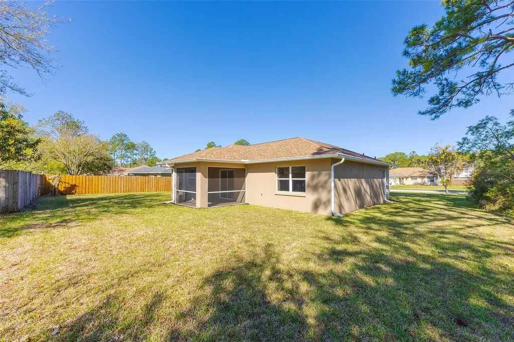 9 Slipper Flower Path E Palm Coast FL 32164