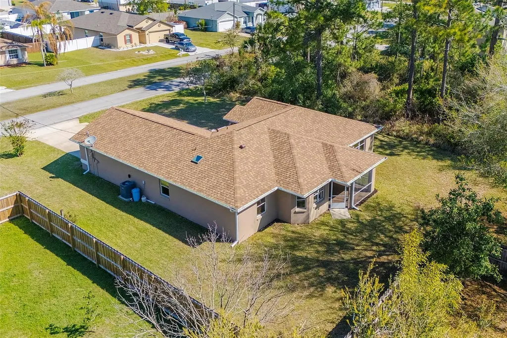 9 Slipper Flower Path E Palm Coast FL 32164
