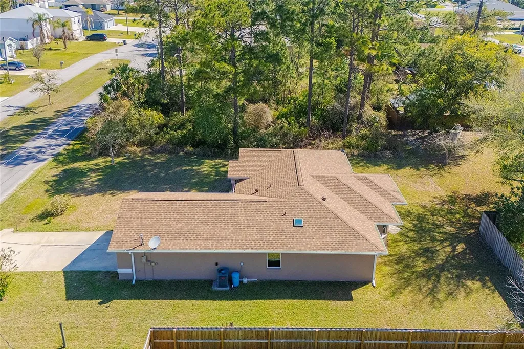 9 Slipper Flower Path E Palm Coast FL 32164