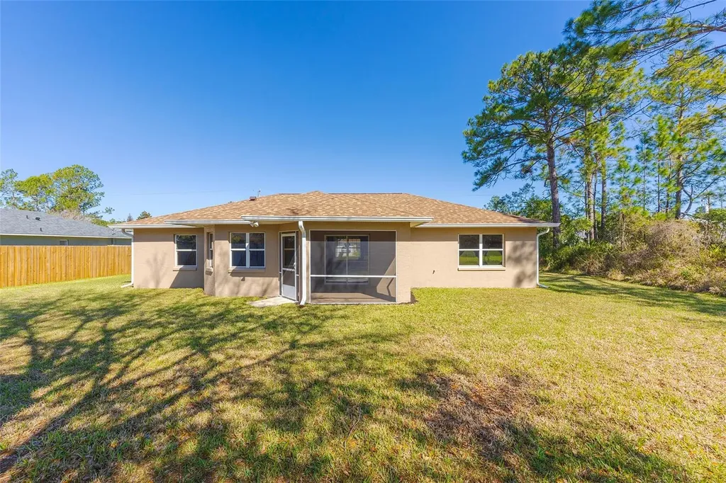 9 Slipper Flower Path E Palm Coast FL 32164