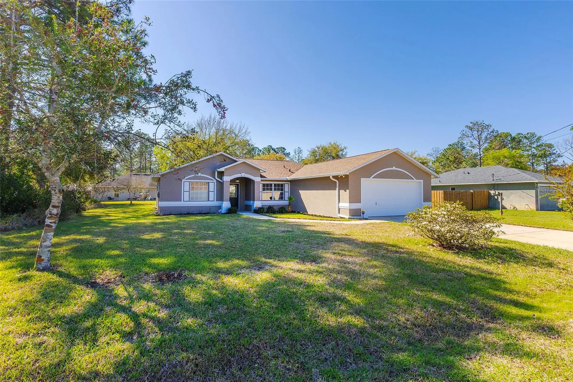 9 Slipper Flower Path E Palm Coast FL 32164