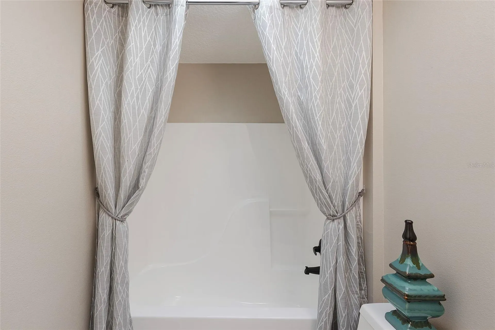 9 Slipper Flower Path E Palm Coast FL 32164