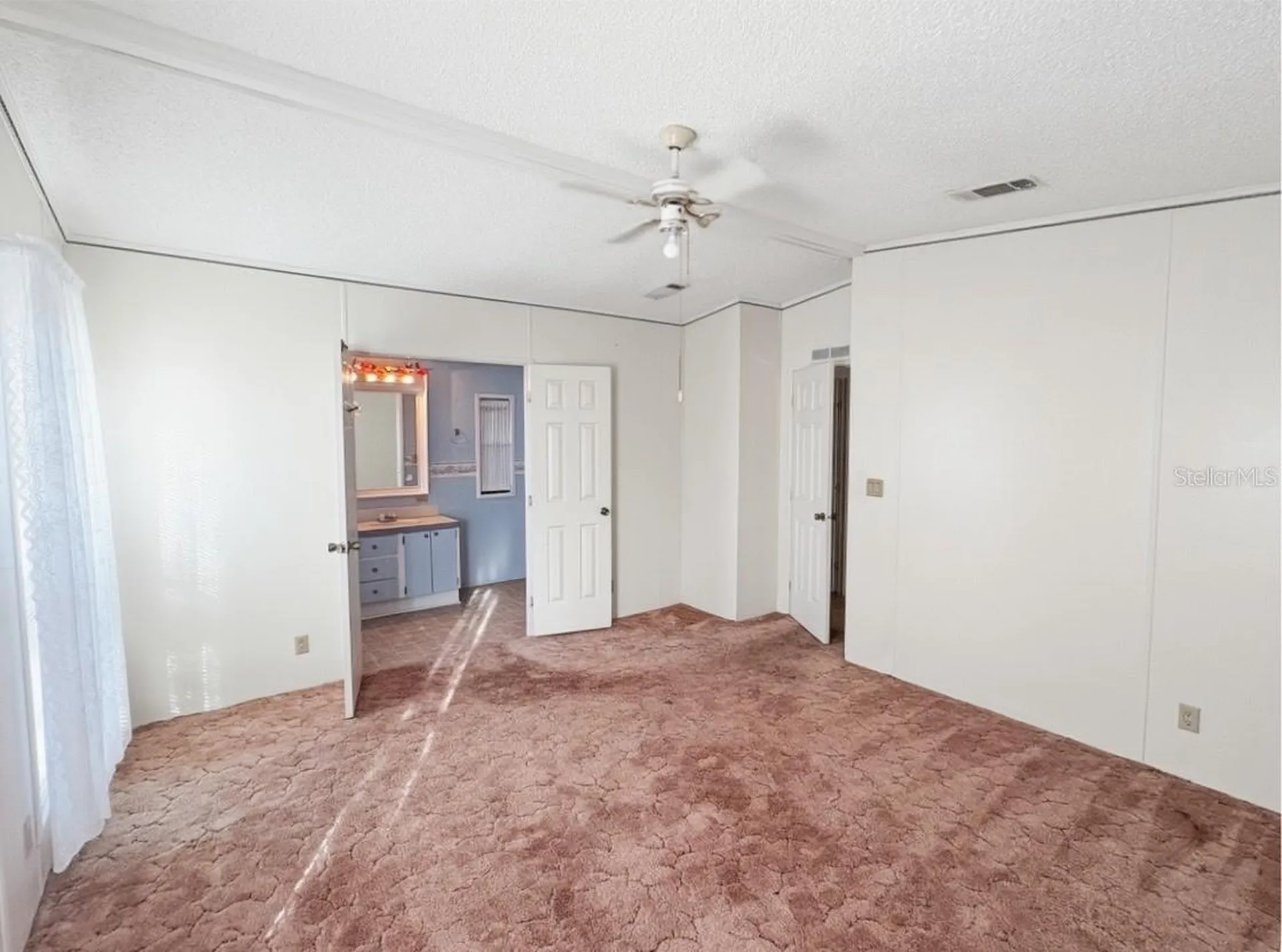 514 S Timber Trail Wildwood FL 34785