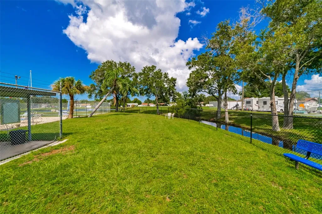 9992 86th Street Seminole FL 33777