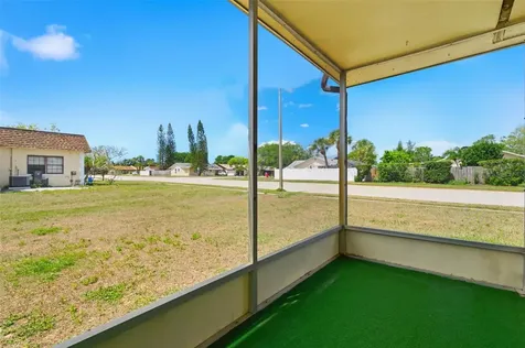 9992 86th Street Seminole FL 33777