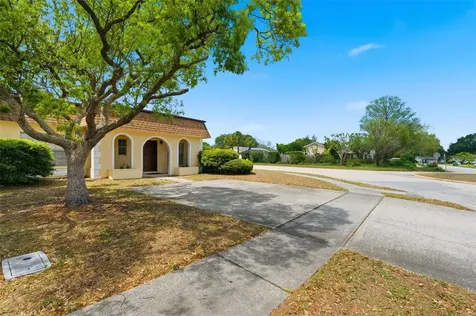 9992 86th Street Seminole FL 33777