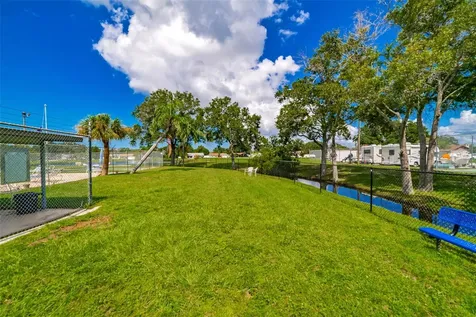 9992 86th Street Seminole FL 33777