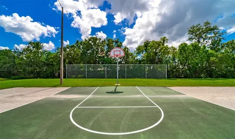 9992 86th Street Seminole FL 33777