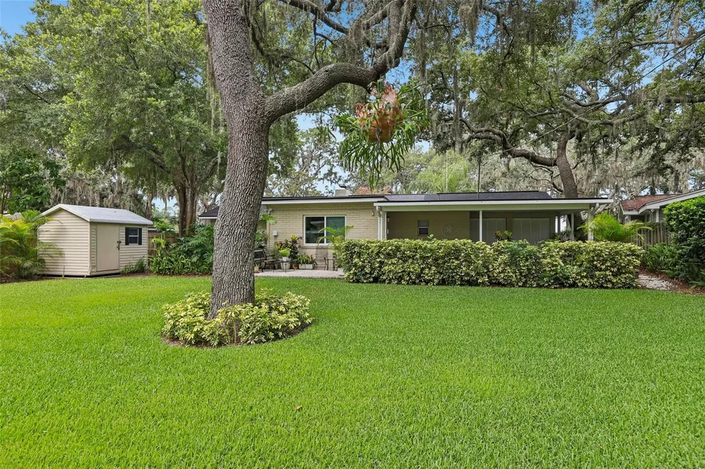 204 S Burlingame Avenue Temple Terrace FL 33617