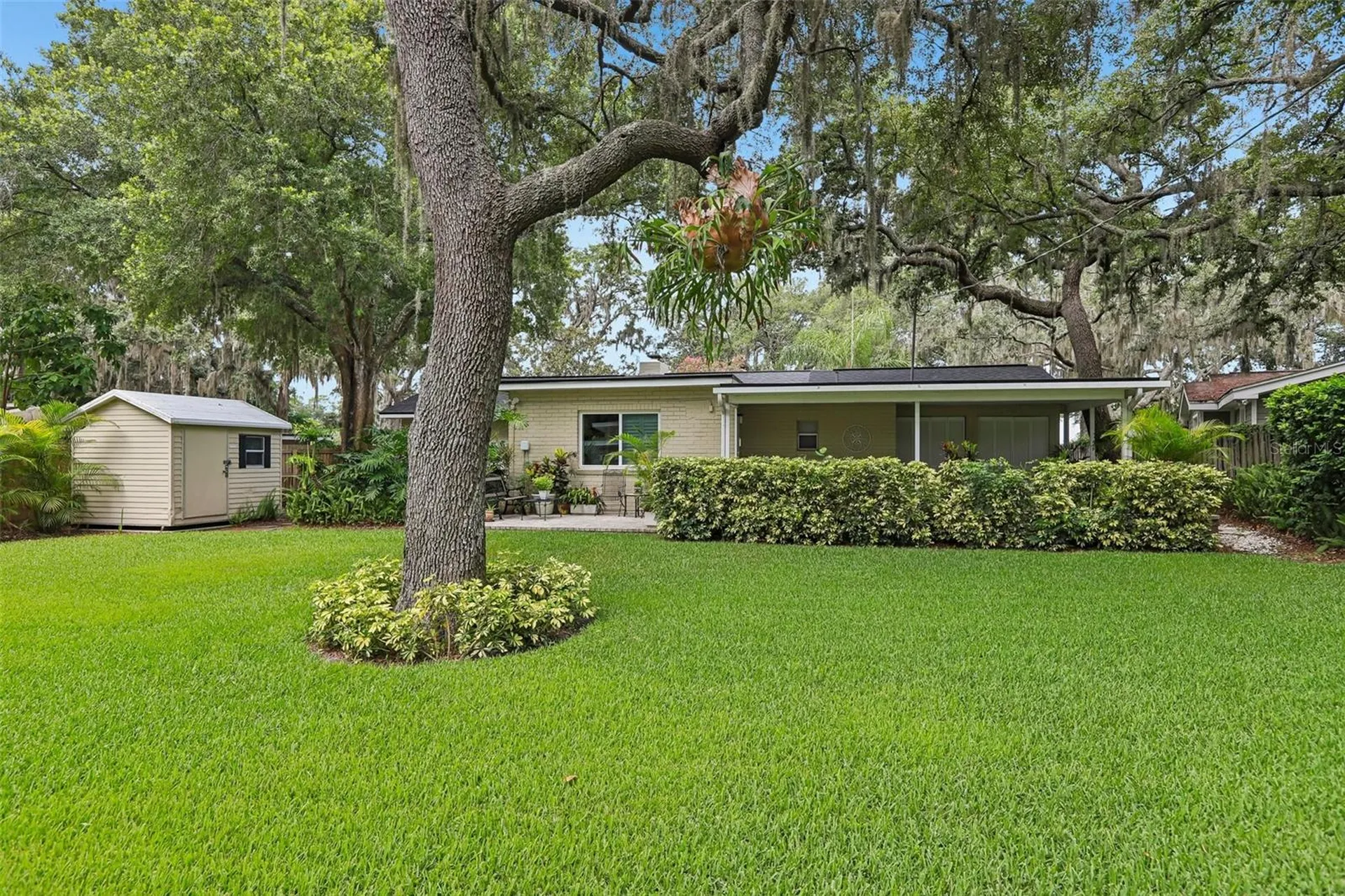 204 S Burlingame Avenue Temple Terrace FL 33617