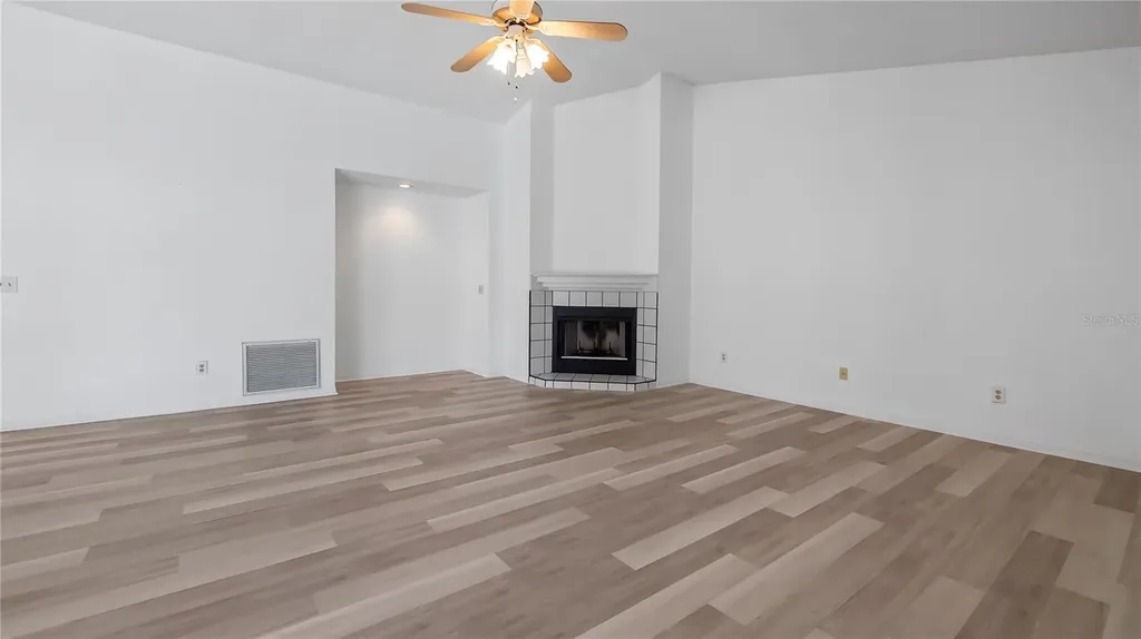 8211 Borgia Court Orlando FL 32836