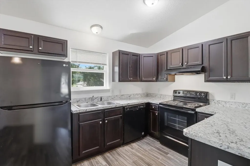 5610 NW 57th Place Ocala FL 34482