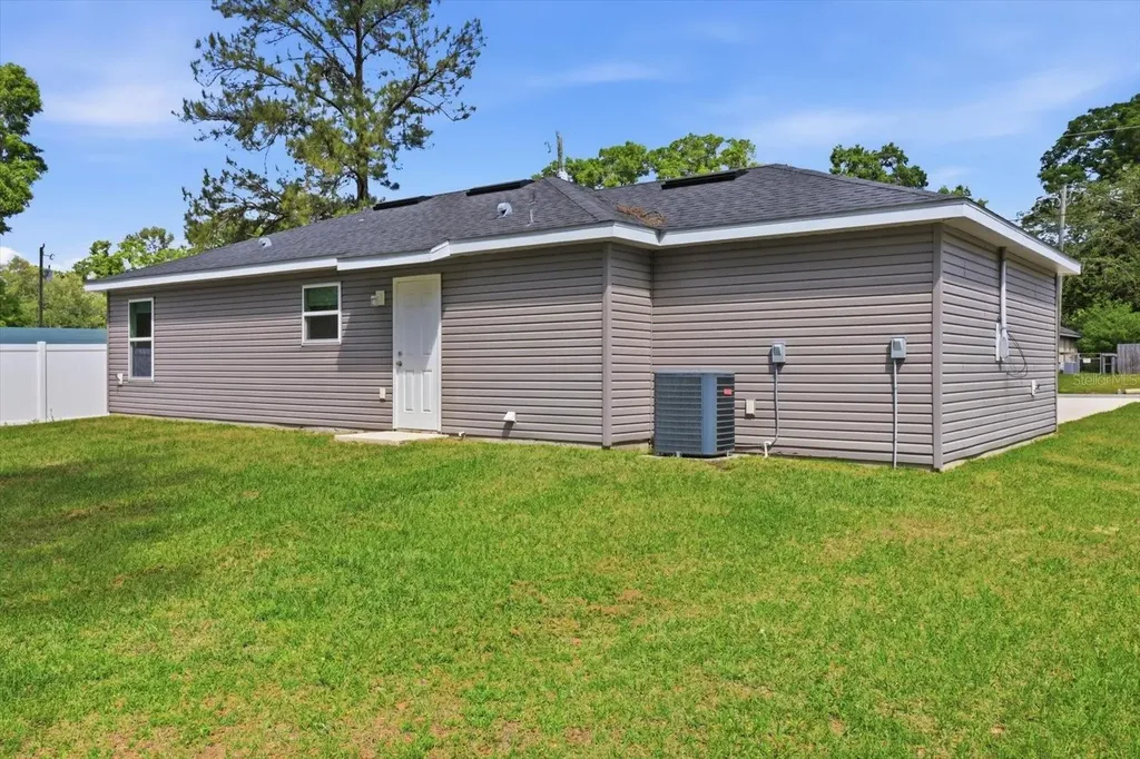 5610 NW 57th Place Ocala FL 34482
