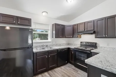 5610 NW 57th Place Ocala FL 34482