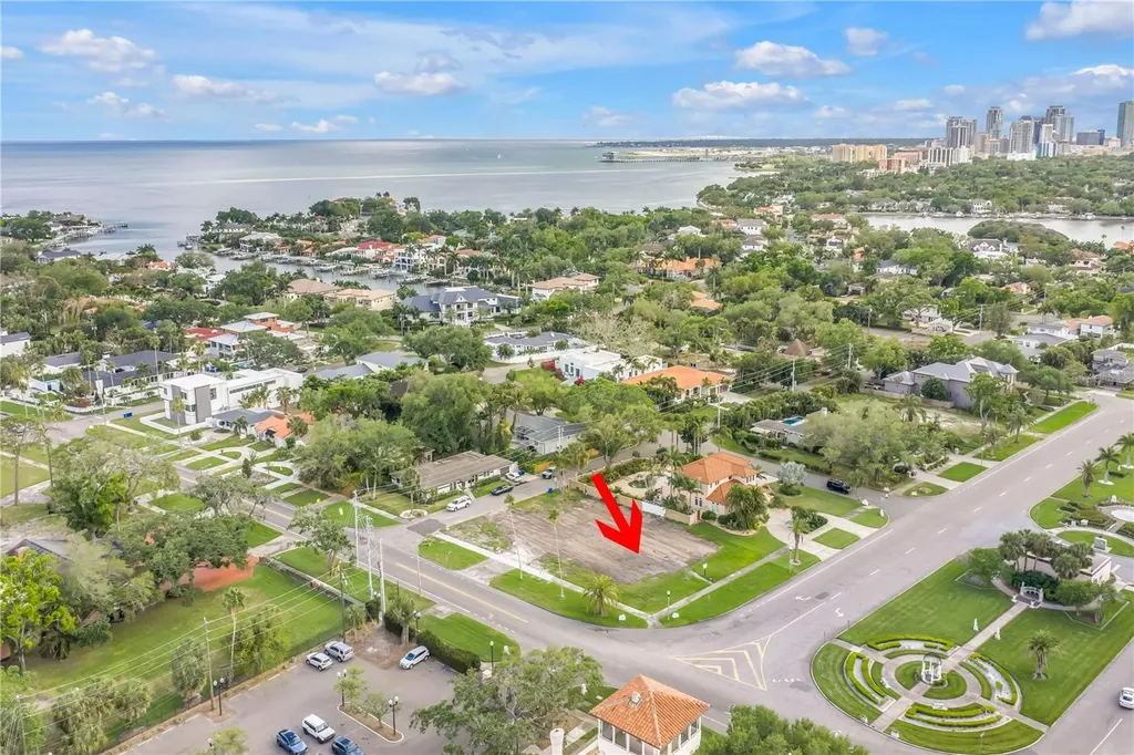 505 Snell Isle Boulevard NE St Petersburg FL 33704