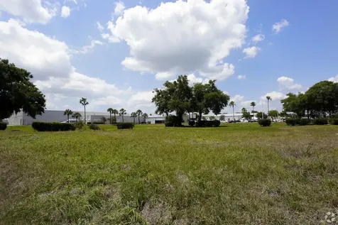 4201 W Crest Avenue Tampa FL 33614