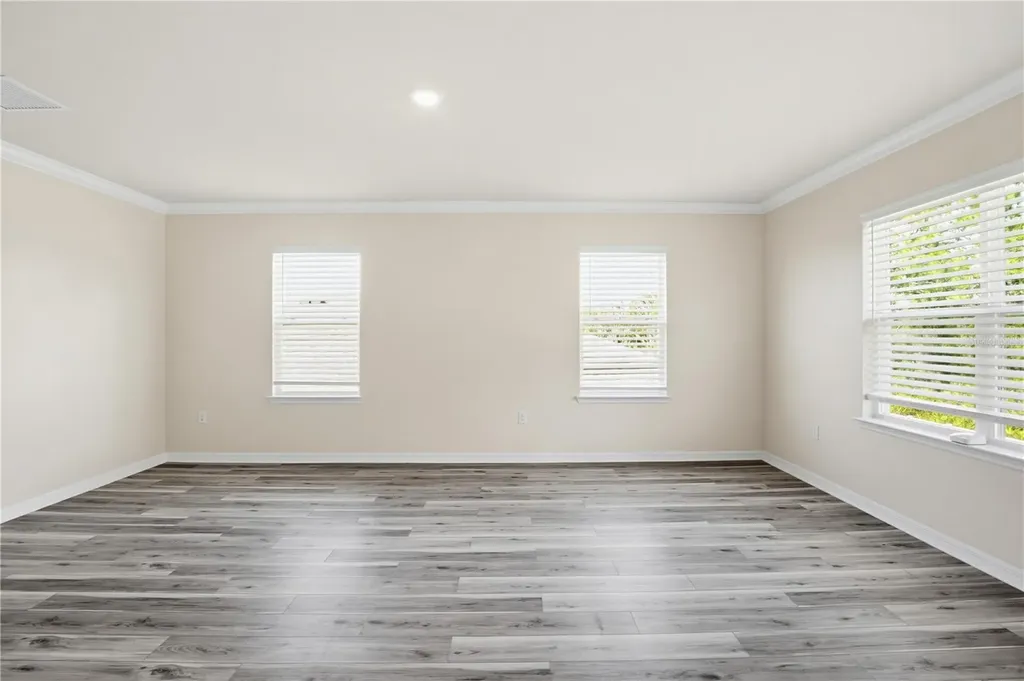 813 161st Street E Bradenton FL 34212