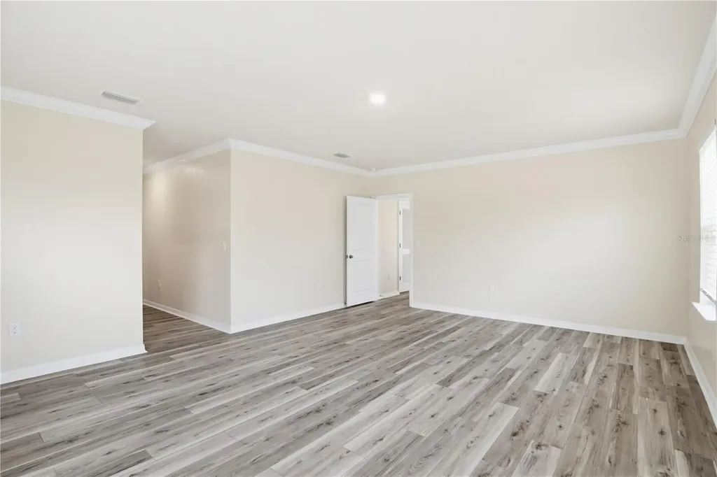 813 161st Street E Bradenton FL 34212