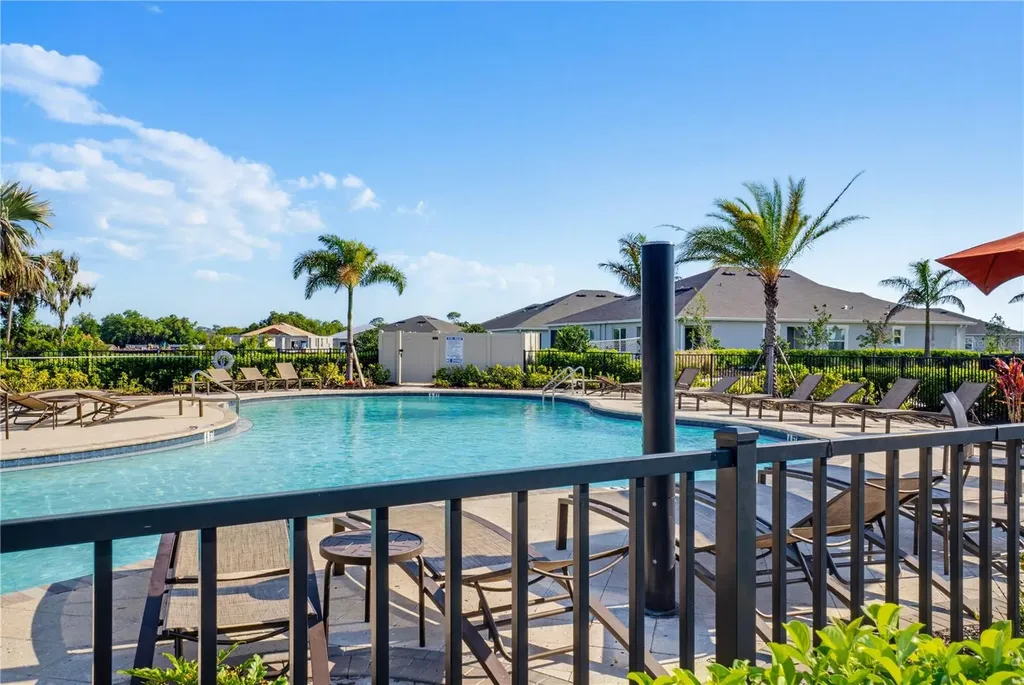 813 161st Street E Bradenton FL 34212