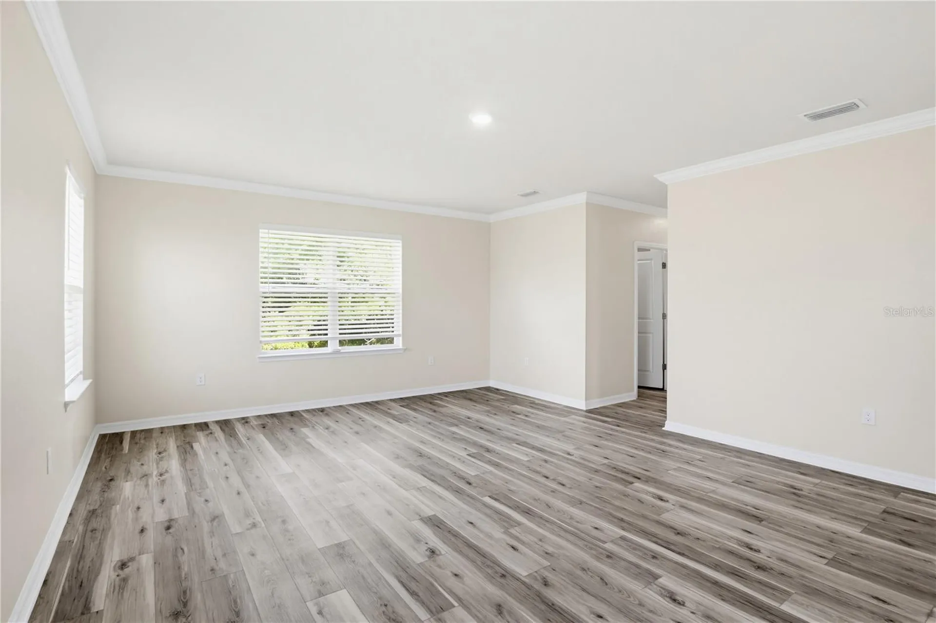 813 161st Street E Bradenton FL 34212