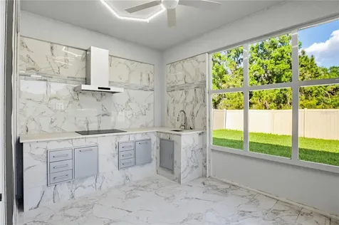 813 161st Street E Bradenton FL 34212