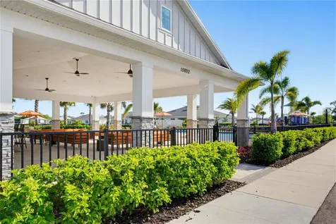 813 161st Street E Bradenton FL 34212