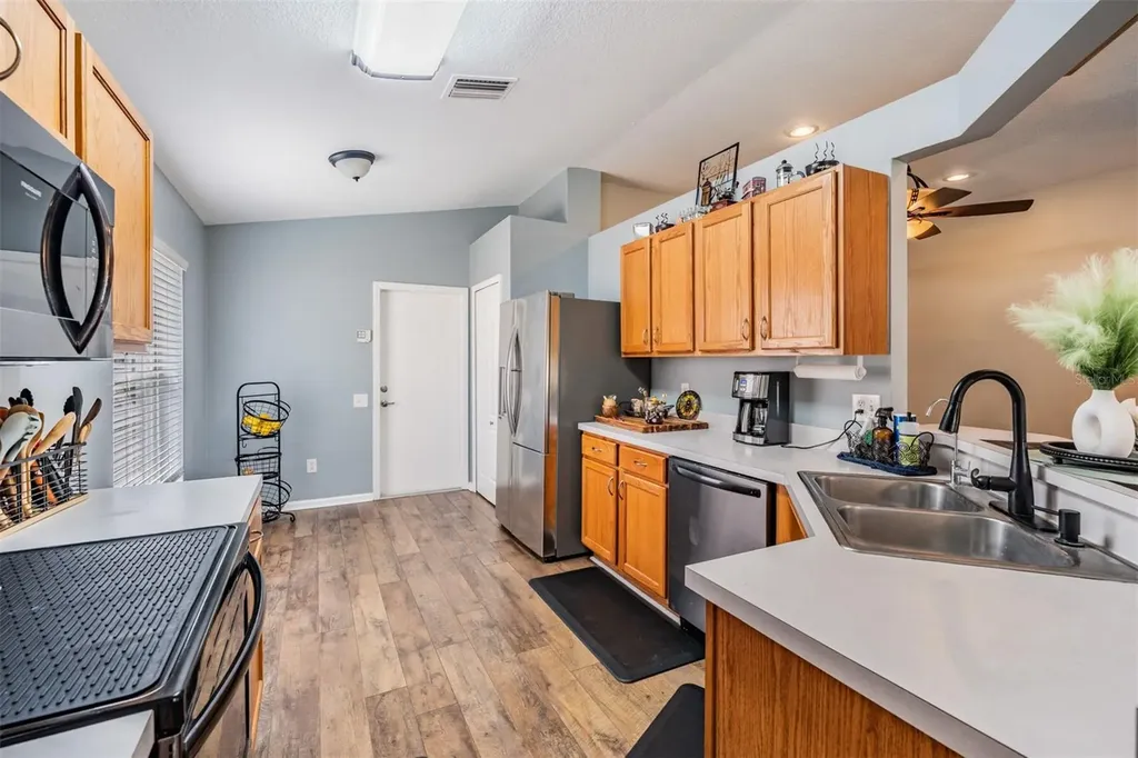 13221 Evening Sunset Lane Riverview FL 33579