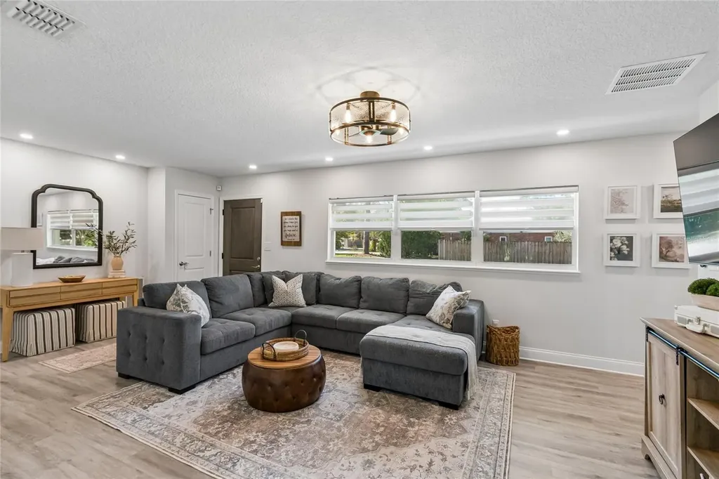 277 Tullis Avenue Longwood FL 32750