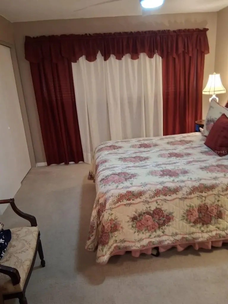 6770 Riviera N Pinellas Park FL 33781