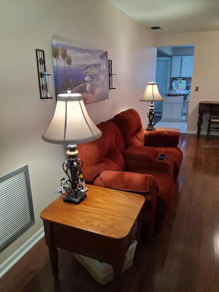 6770 Riviera N Pinellas Park FL 33781