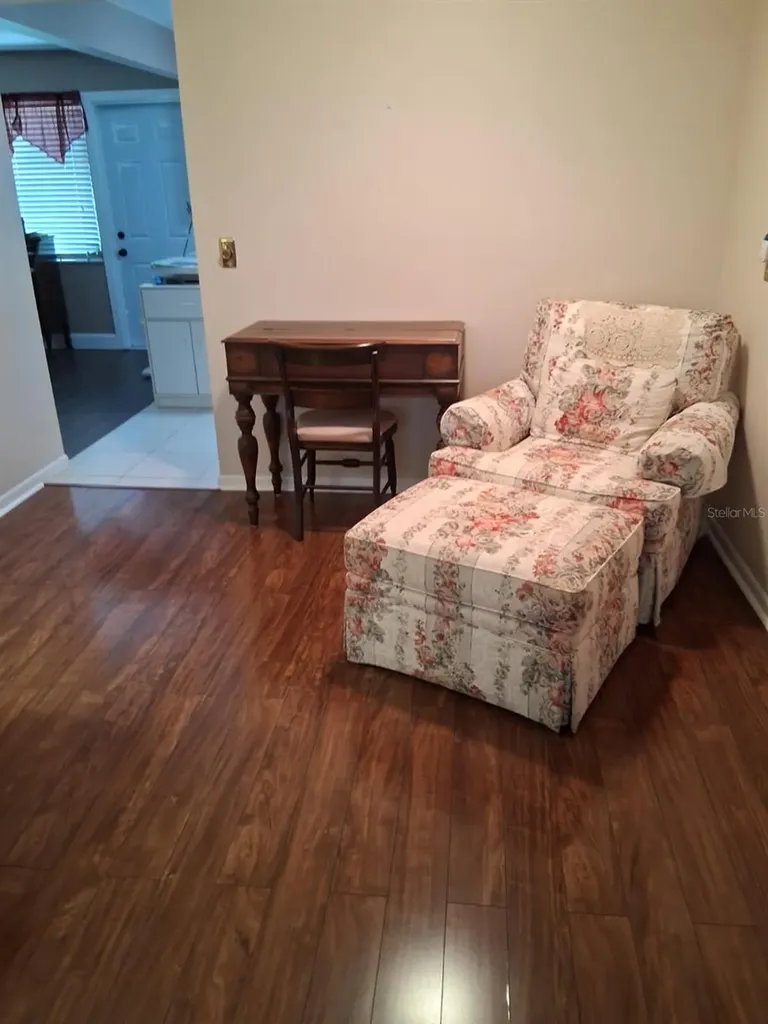 6770 Riviera N Pinellas Park FL 33781