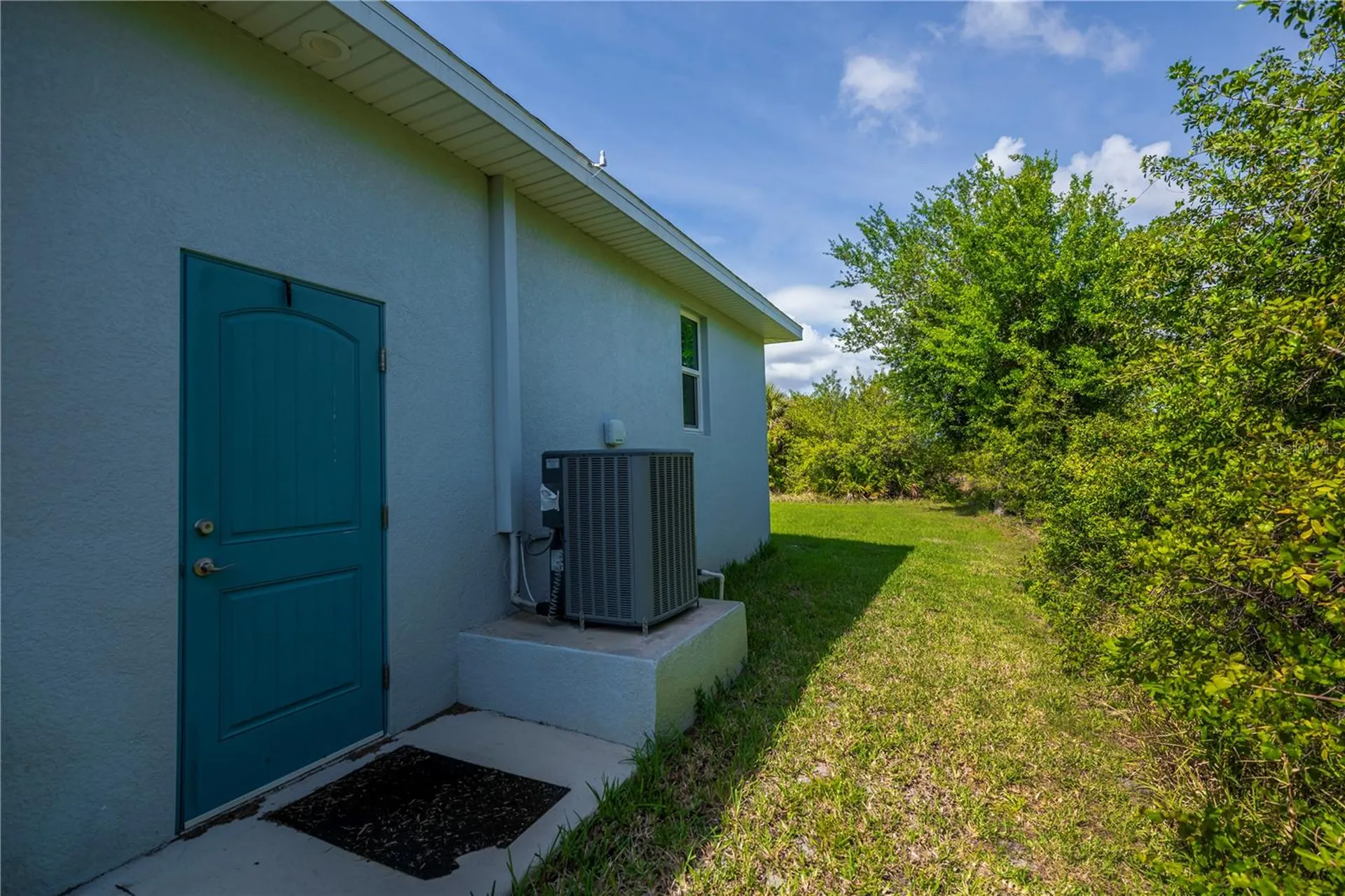9453 Singer Circle Port Charlotte FL 33981