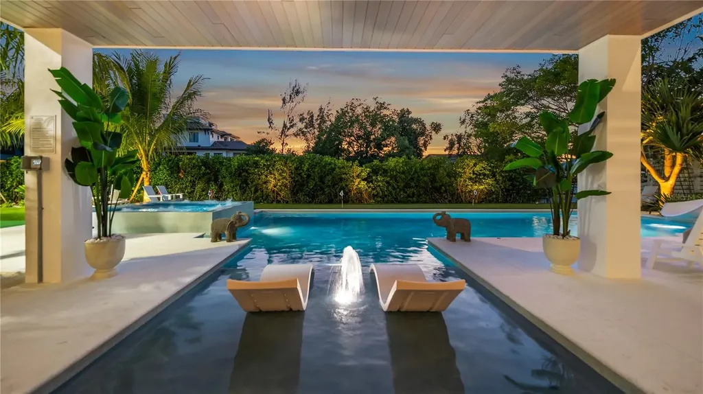 6536 Peacock Road Sarasota FL 34242