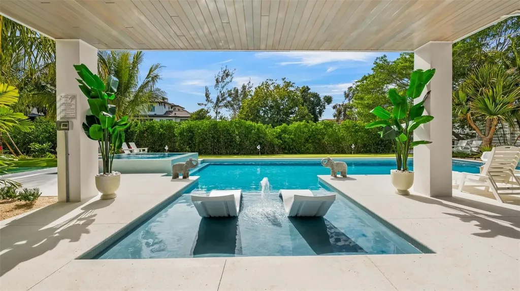 6536 Peacock Road Sarasota FL 34242