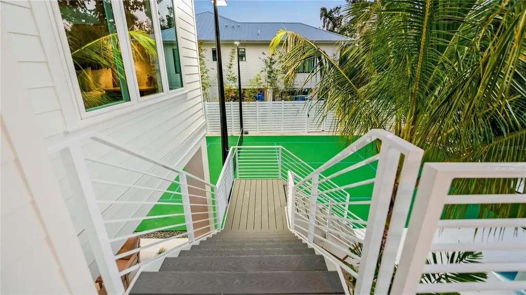 6536 Peacock Road Sarasota FL 34242