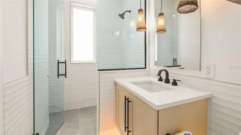 6536 Peacock Road Sarasota FL 34242