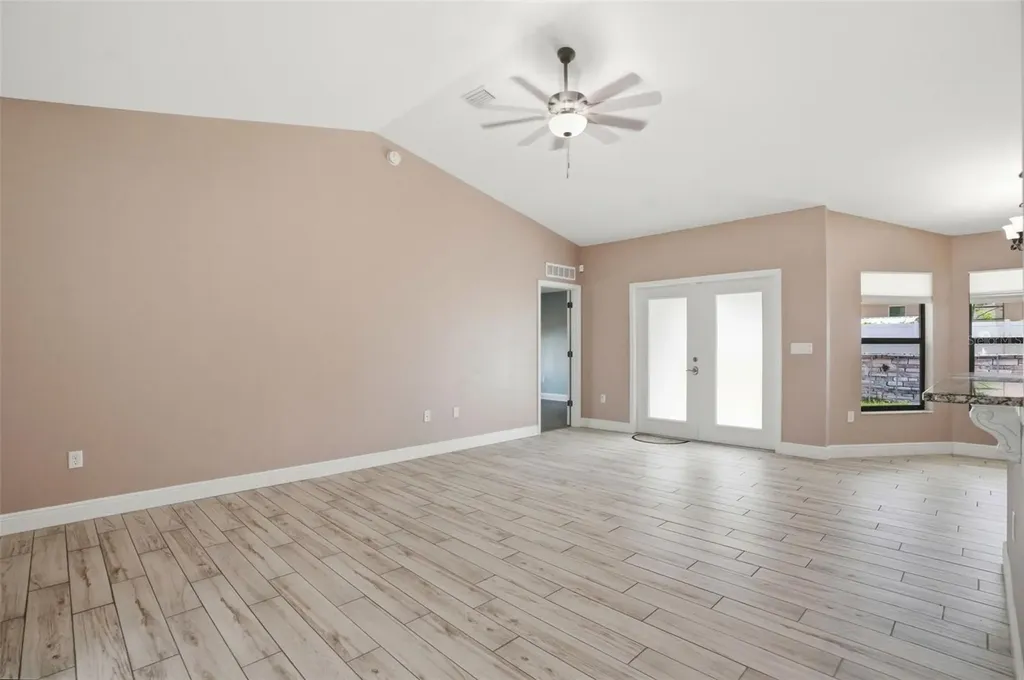4128 Everett Avenue Spring Hill FL 34609